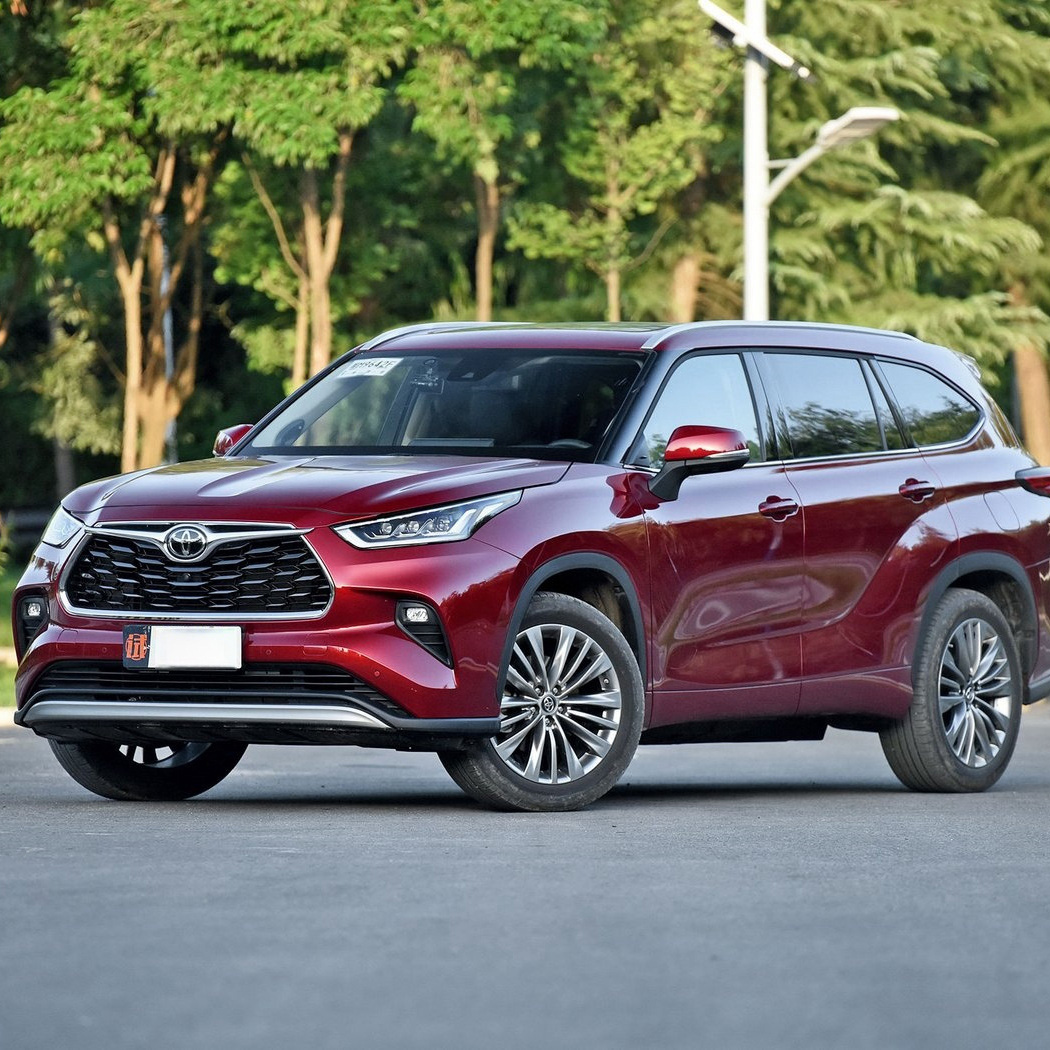Toyota-Highlander-(11).jpg