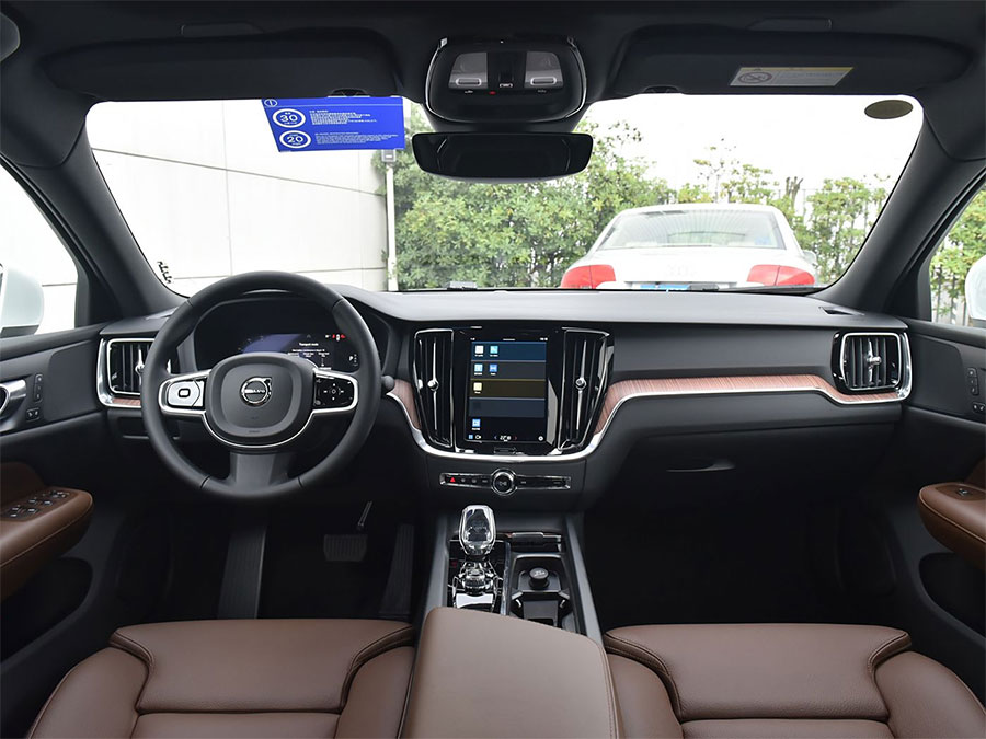Volvo S60 from china car dealer shupeng auto (6).jpg