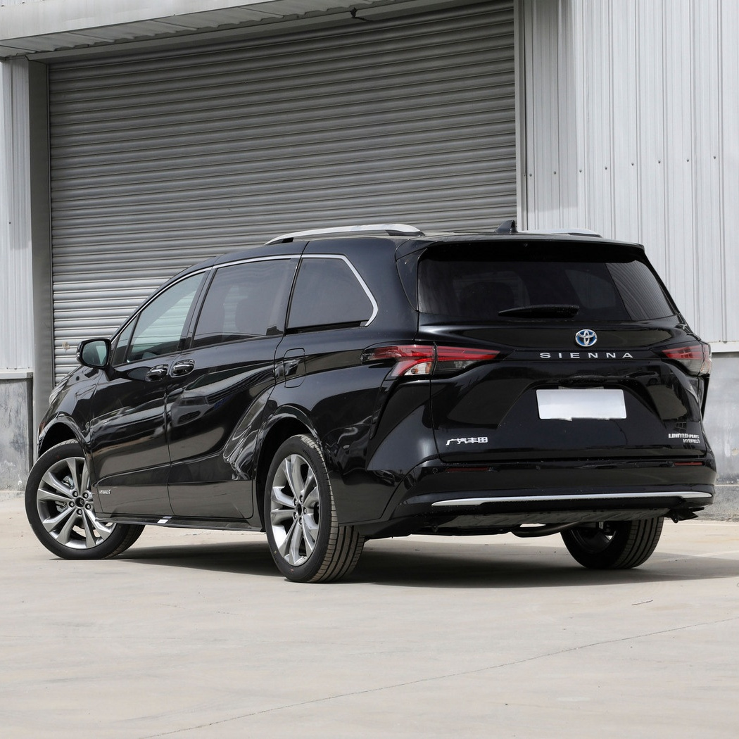 toyota sienna (11).jpg