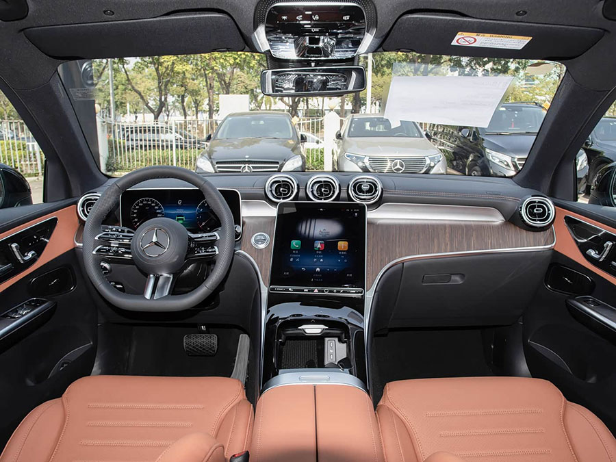 Mercedes GLC new car (6).jpg