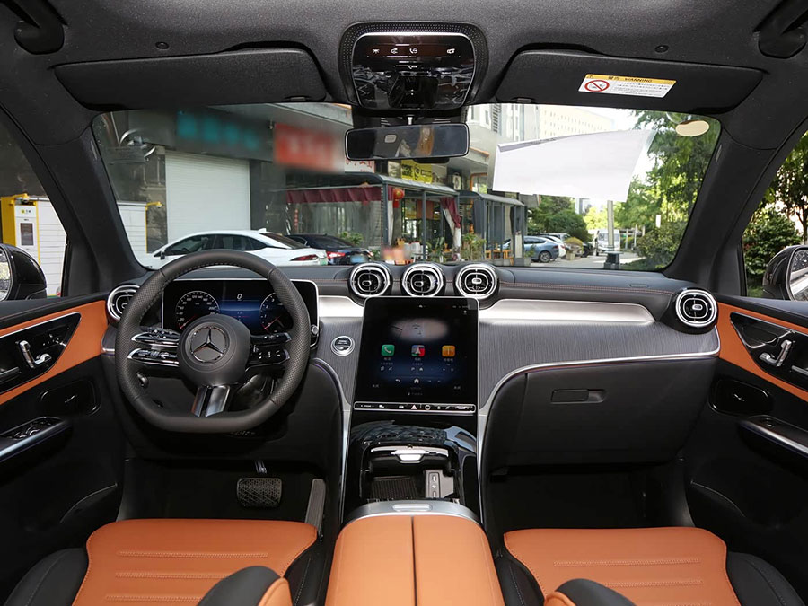 Mercedes GLC new car (5).jpg