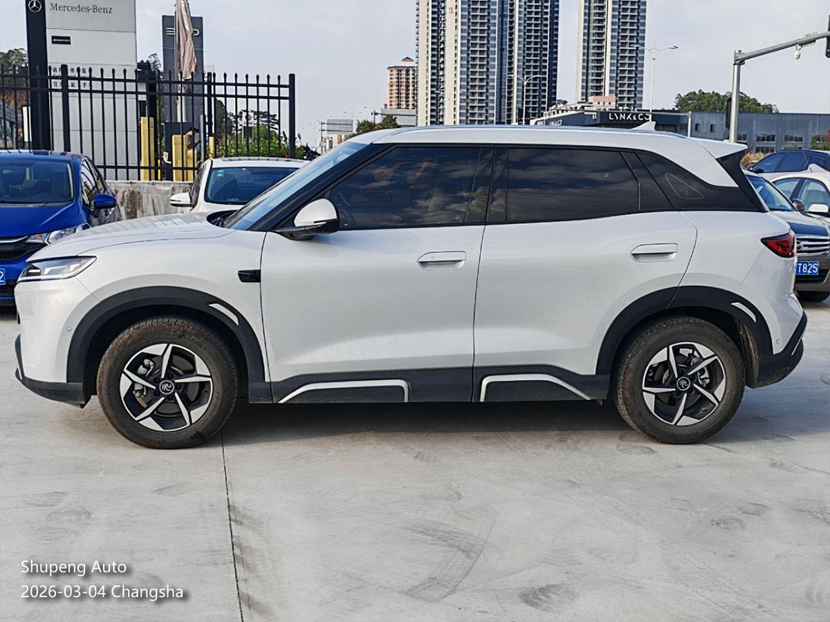 byd yuan up real used car from china market (3).jpg