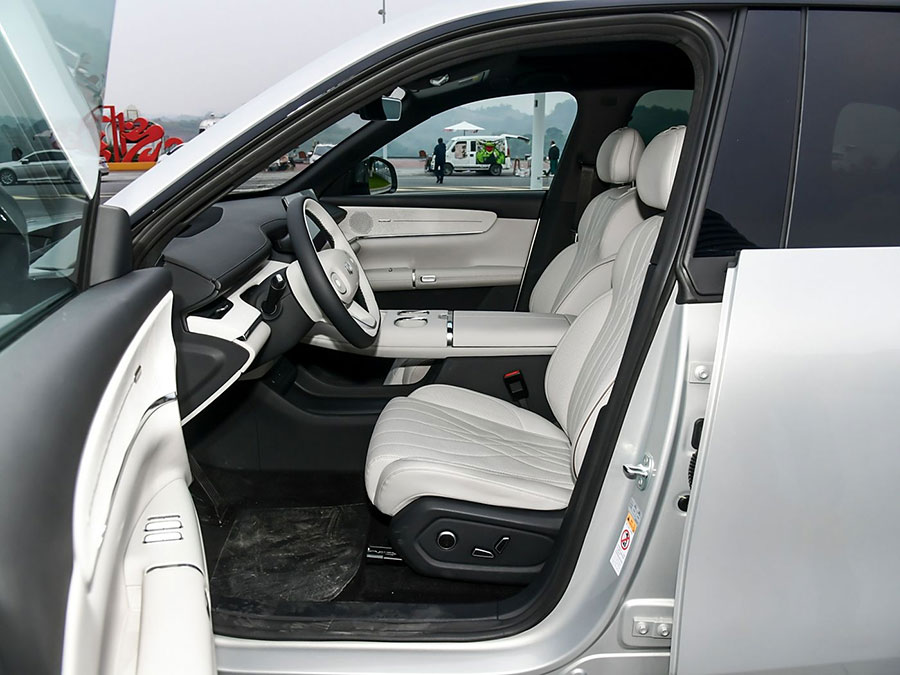 Changan Q07 (9).jpg