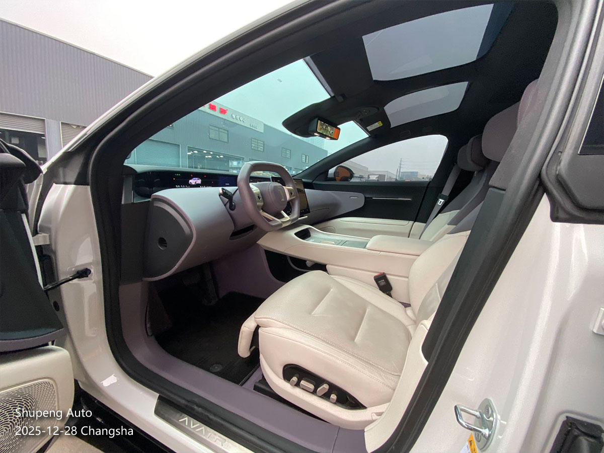 shupeng auto used car Avatr 12 (5).jpg