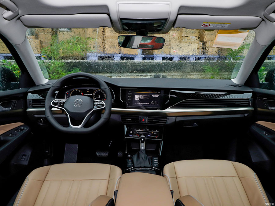 VW Passat (5).jpg
