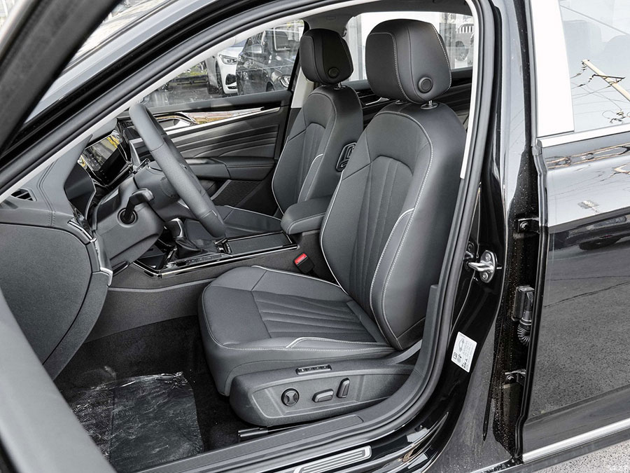 VW Passat (6).jpg