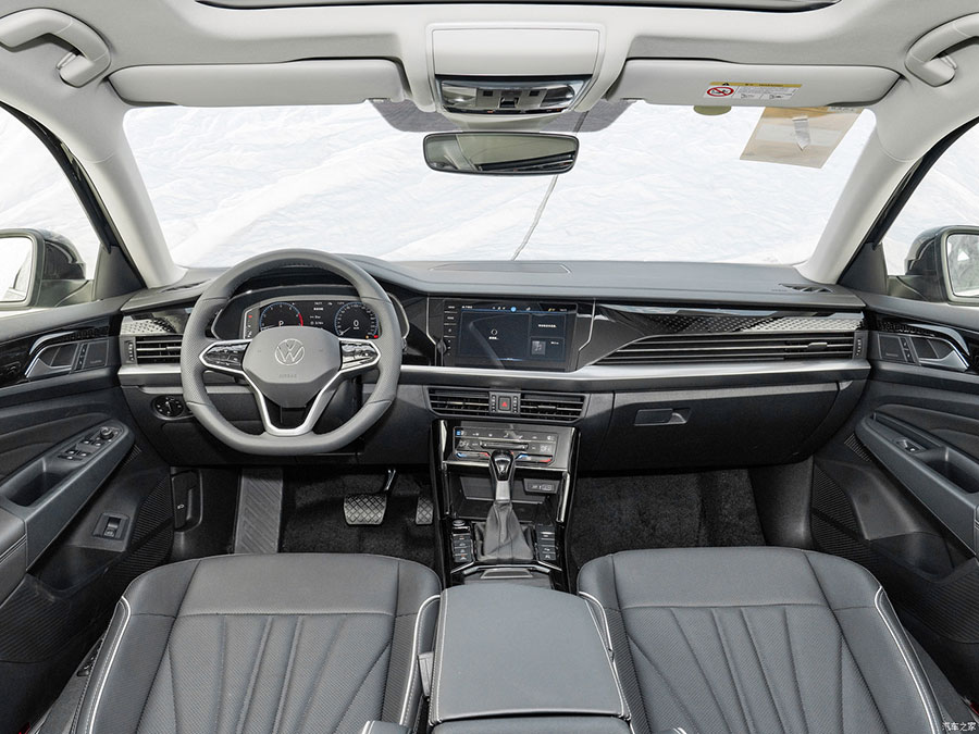 VW Passat (4).jpg