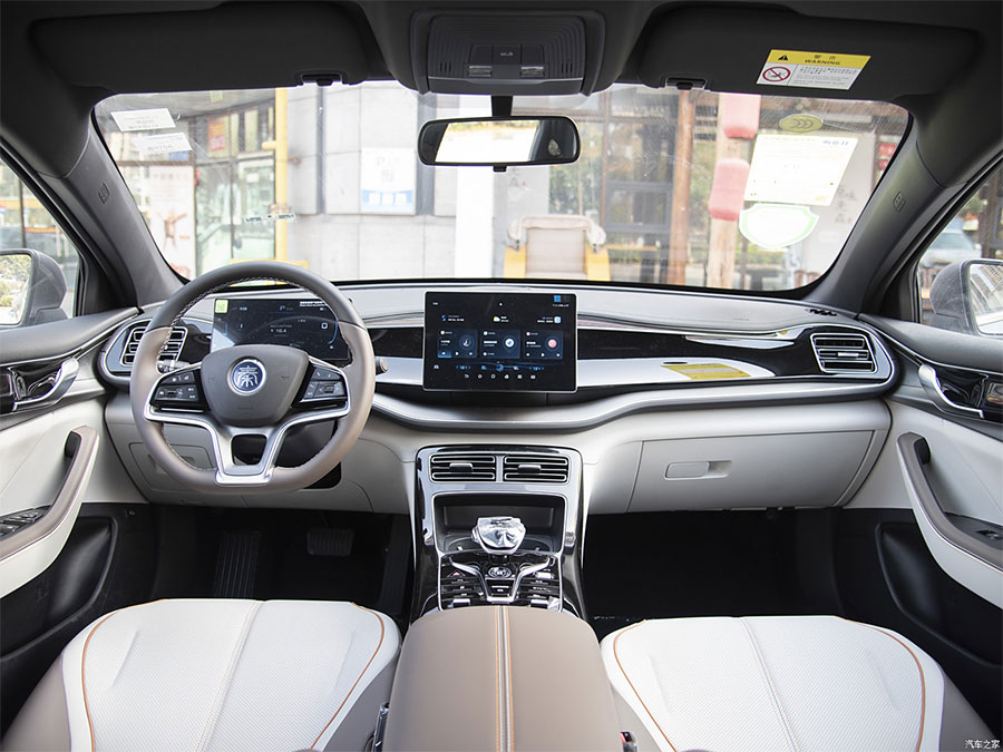 byd qin plus (10).jpg